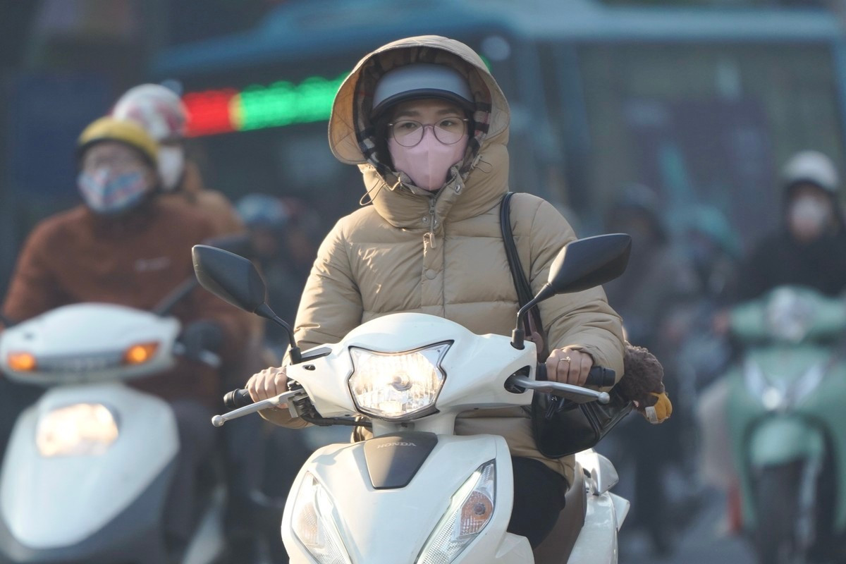 Miền Bắc hửng nắng ng&agrave;y 3/2 trước khi đ&oacute;n kh&ocirc;ng kh&iacute; lạnh mới - Ảnh 1.