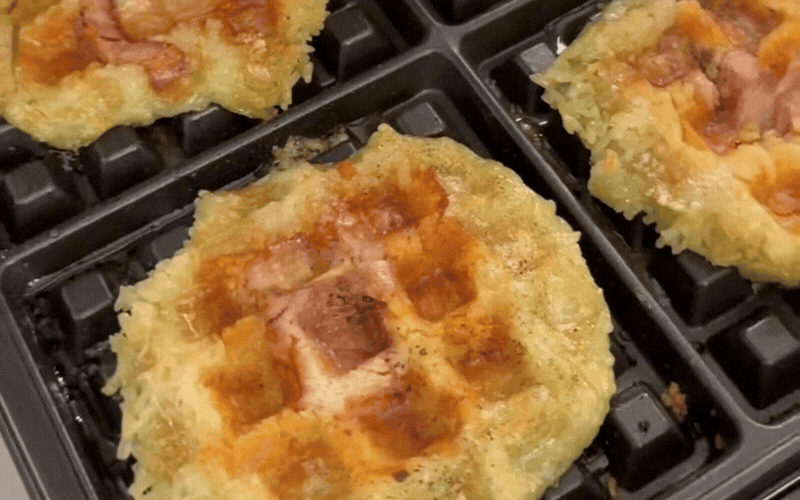 Tuyệt chi&ecirc;u nướng b&aacute;nh chưng , b&aacute;nh t&eacute;t gi&ograve;n rụm với m&aacute;y waffle hấp dẫn năm 2026 - Ảnh 3.