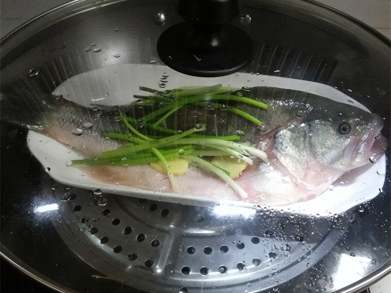 B&iacute; quyết để cắt v&agrave; tẩm ướp cho m&oacute;n c&aacute; hấp l&agrave; g&igrave;? M&aacute;ch bạn c&ocirc;ng thức si&ecirc;u ngon v&agrave; chuẩn vị - Ảnh 3.