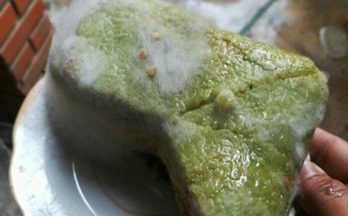B&aacute;nh chưng xuất hiện dấu hiệu n&agrave;y: Tuyệt đối đừng ăn kẻo &ldquo;rước&rdquo; độc tố v&agrave;o người - Ảnh 1.