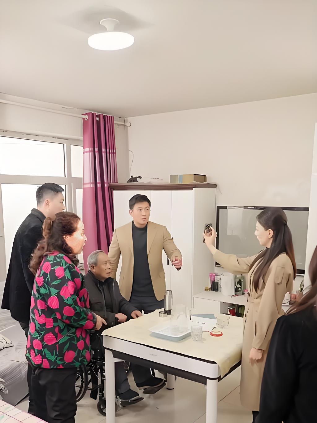 Ăn Tết, mẹ t&ocirc;i mừng tuổi con g&aacute;i anh họ 3 triệu, c&ograve;n con t&ocirc;i chỉ nhận được một tờ giấy, t&ocirc;i quyết định cắt đứt quan hệ- Ảnh 1.