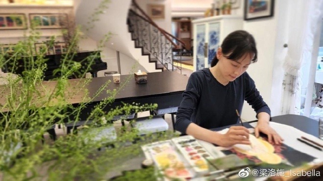 Ngọc nữ Lương Lạc Thi nhận si&ecirc;u biệt thự v&agrave; 199 tỷ tiền cấp dưỡng từ đại gia - Ảnh 4.