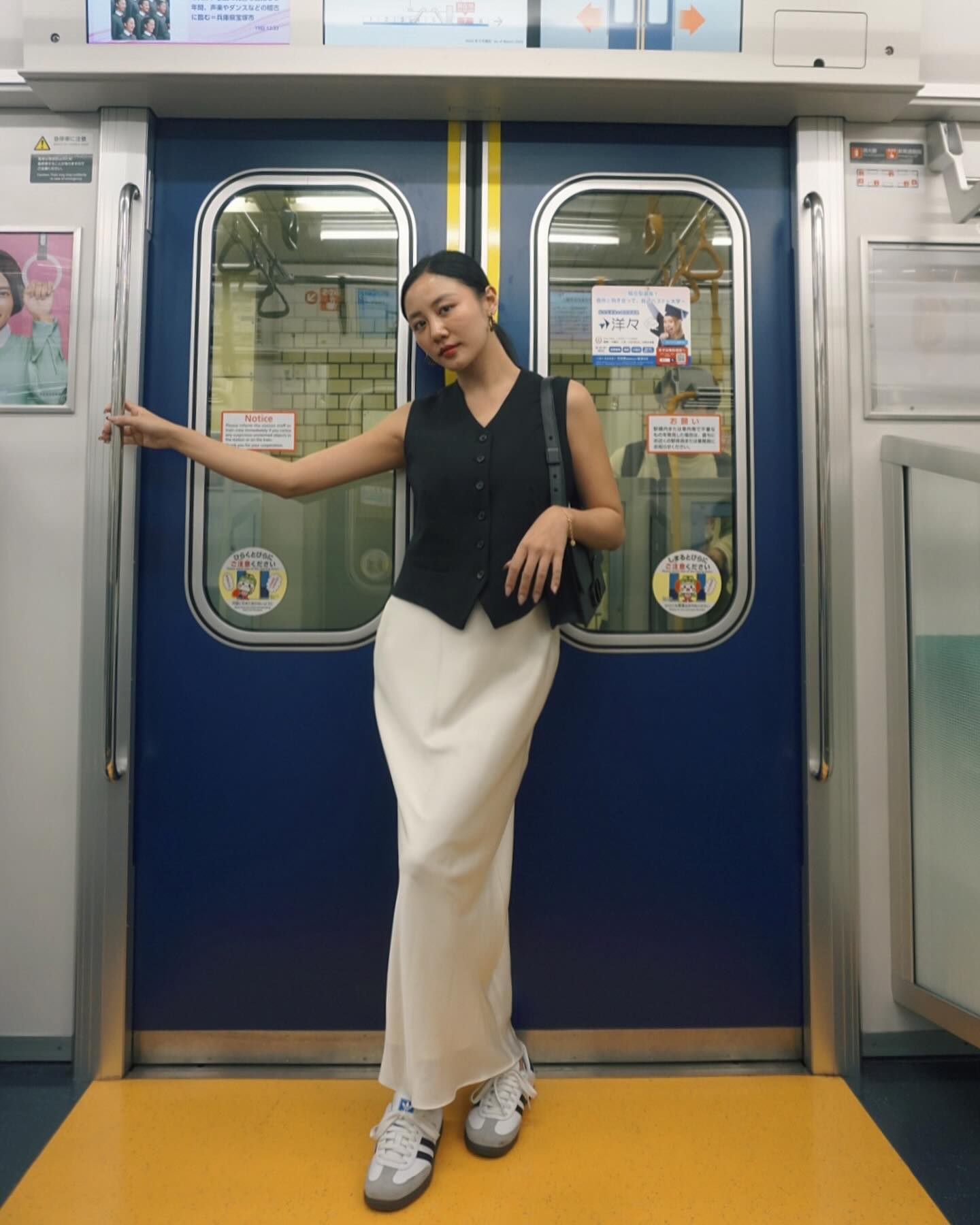 Văn Mai Hương tự tin với style basic nhưng vẫn nổi bật trong năm 2026 - Ảnh 7. Văn Mai Hương tự tin với style basic nhưng vẫn nổi bật trong năm 2026 - Ảnh 7.