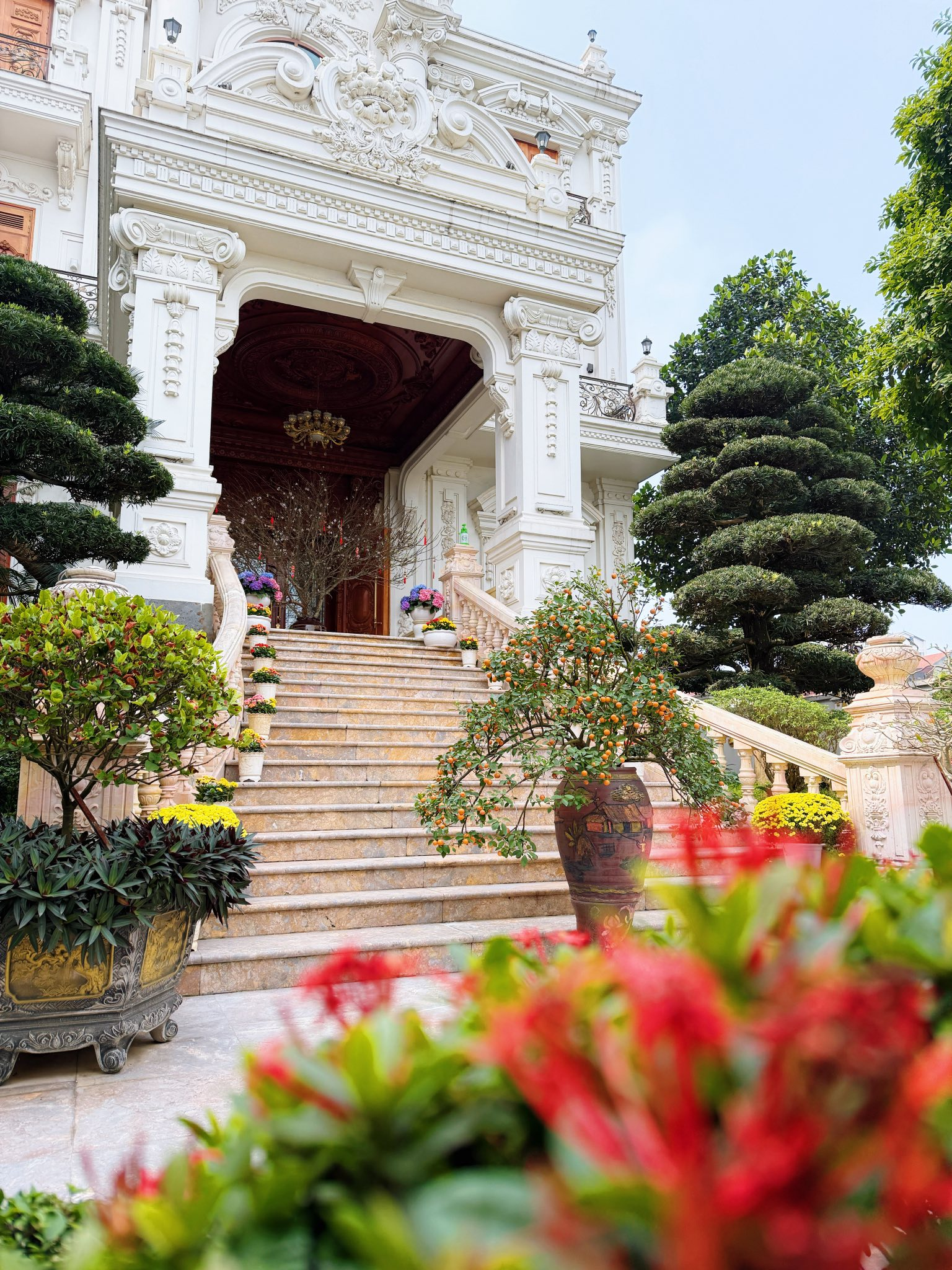 C&acirc;u trả lời chất ngầu của ph&uacute; b&agrave; H&agrave; Nội khi được hỏi 