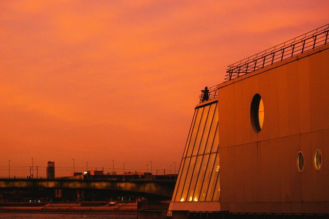 Một quốc gia c&oacute; thể phải hứng chịu mưa m&aacute;u trong ng&agrave;y h&ocirc;m nay - Ảnh 1.