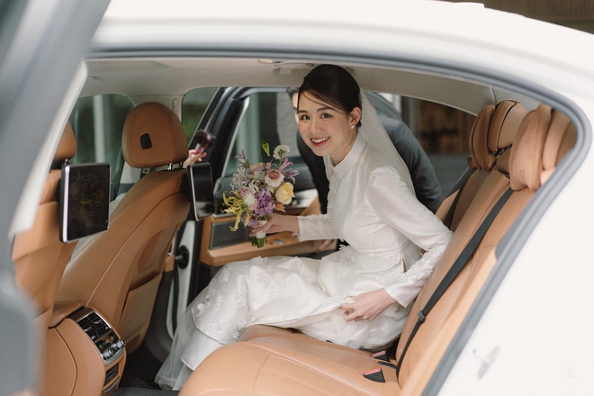 Tứ đại mỹ nhân kết hôn với thiếu gia tiệm vàng, cuộc sống viên mãn - Ảnh 11. Tứ đại mỹ nhân kết hôn với thiếu gia tiệm vàng, cuộc sống viên mãn - Ảnh 11.