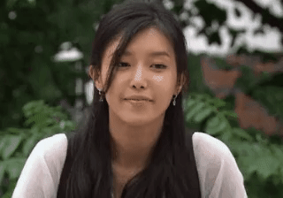 Mỹ nh&acirc;n Tiệm C&agrave; Ph&ecirc; Ho&agrave;ng Tử diện bikini n&oacute;ng &ldquo;bỏng mắt&rdquo;, biết tuổi t&aacute;c thật m&agrave; cho&aacute;ng!- Ảnh 12.