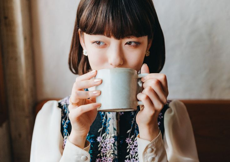 Sự thật phũ ph&agrave;ng: 5 th&oacute;i quen &acirc;m thầm khiến người lao động trung ni&ecirc;n m&atilde;i kẹt trong v&ograve;ng xo&aacute;y thiếu tiền - Ảnh 2.