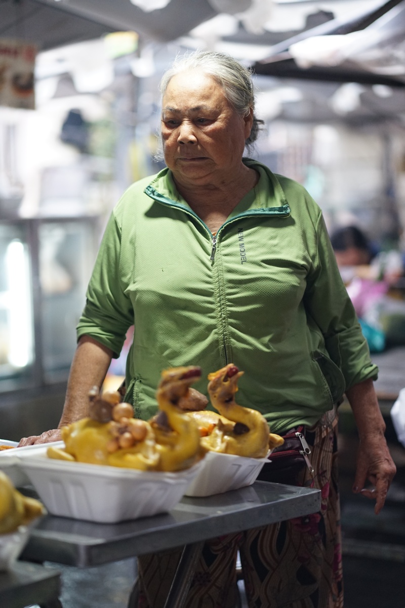 Chợ nh&agrave; gi&agrave;u Ph&ugrave;ng Hưng ng&agrave;y v&iacute;a Thần T&agrave;i: Mua b&aacute;nh đại ph&aacute;t đại t&agrave;i - Ảnh 9.