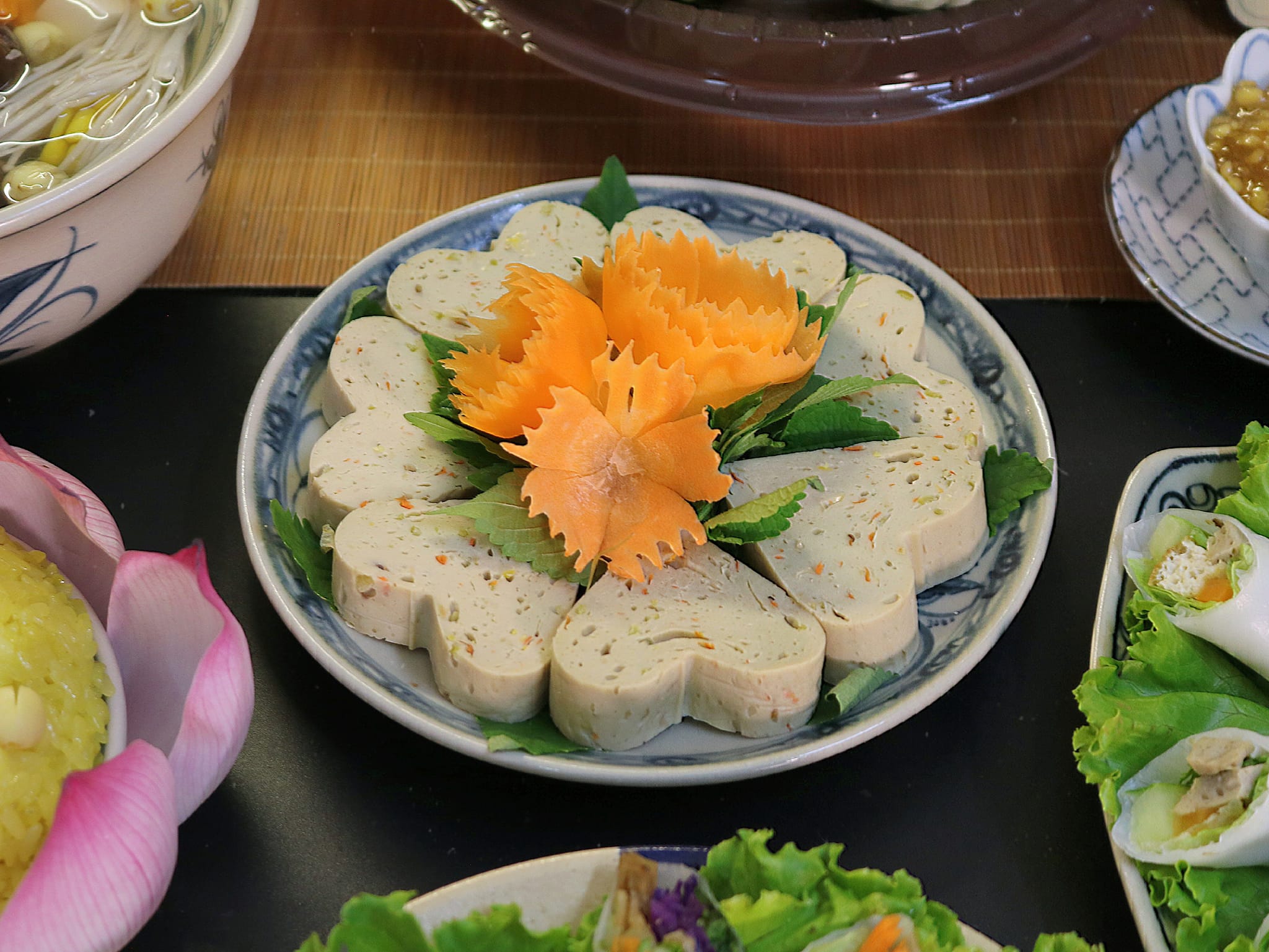 Mâm cúng Rằm tháng Giêng 2026: Chuẩn bị mâm cỗ ngon , đón lộc tài cho gia đình - Ảnh 12. Mâm cúng Rằm tháng Giêng 2026: Chuẩn bị mâm cỗ ngon , đón lộc tài cho gia đình - Ảnh 12.