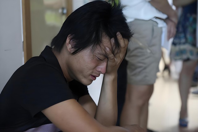 Bế tắc v&igrave; em g&aacute;i 2k10 