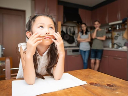 Hội chứng sau k&igrave; nghỉ: B&iacute; quyết gi&uacute;p b&eacute; tập trung hiệu quả hơn qu&aacute;t mắng 100 lần! - Ảnh 3.