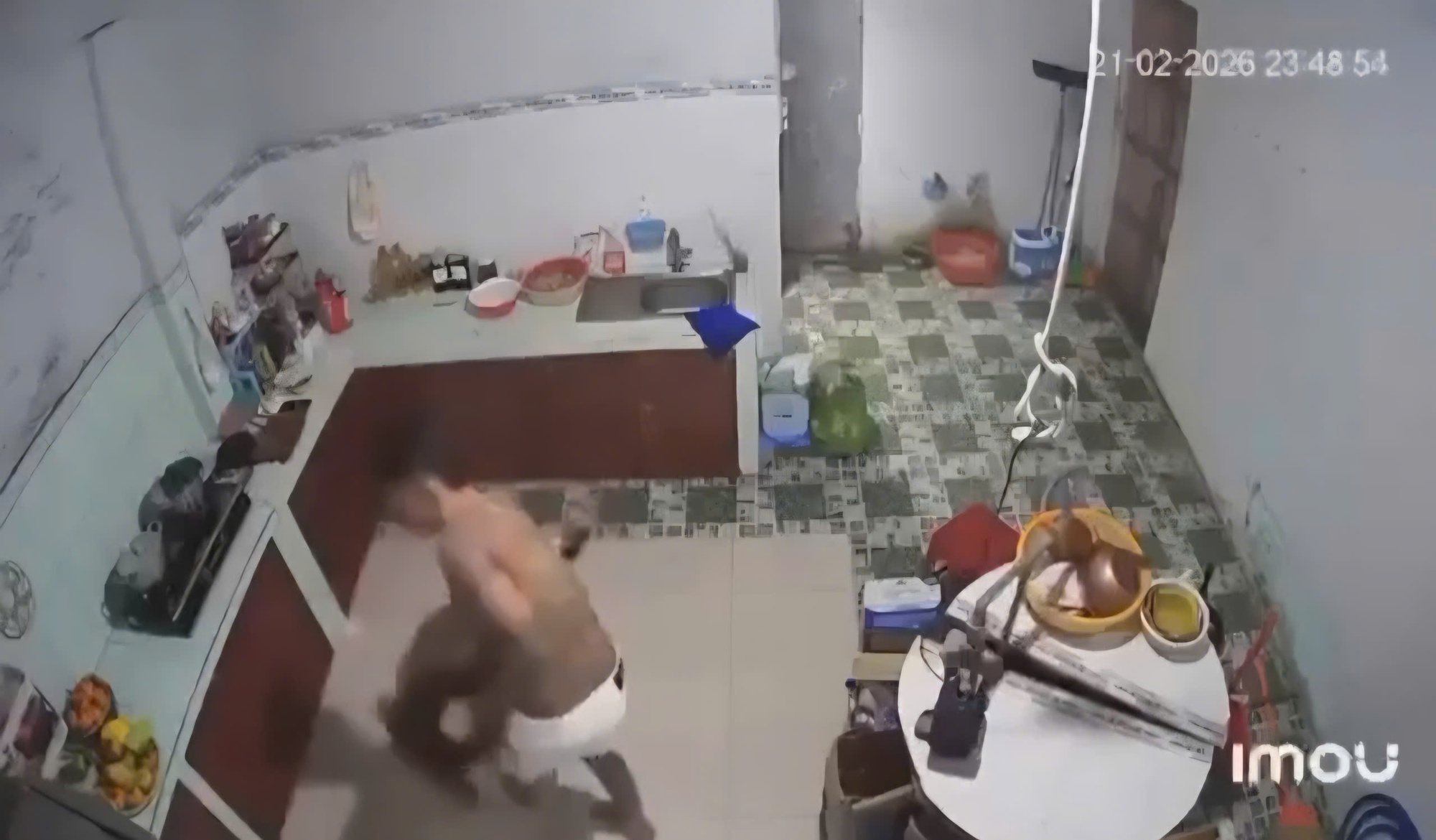 L&ecirc; Hữu Nghị đ&aacute;nh người y&ecirc;u tử vong Sau khi kể chuyện đ&acirc;m trọng thương - Ảnh 1.