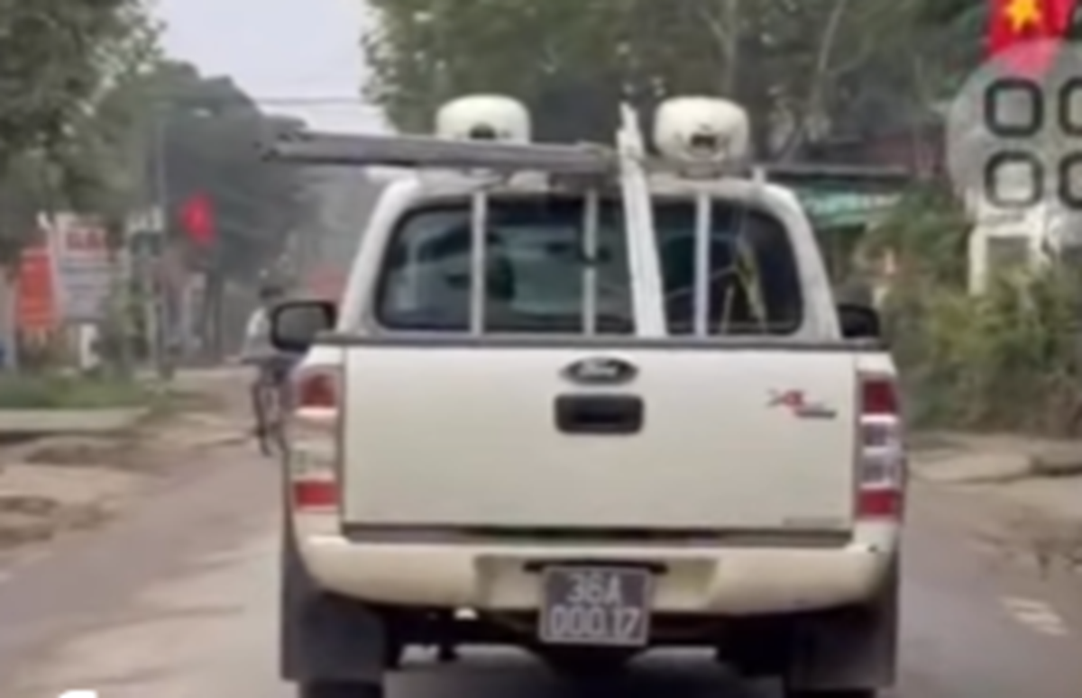 &Ocirc; t&ocirc; biển xanh bị phạt 38 triệu đồng sau phản &aacute;nh của người d&acirc;n - Ảnh 1.