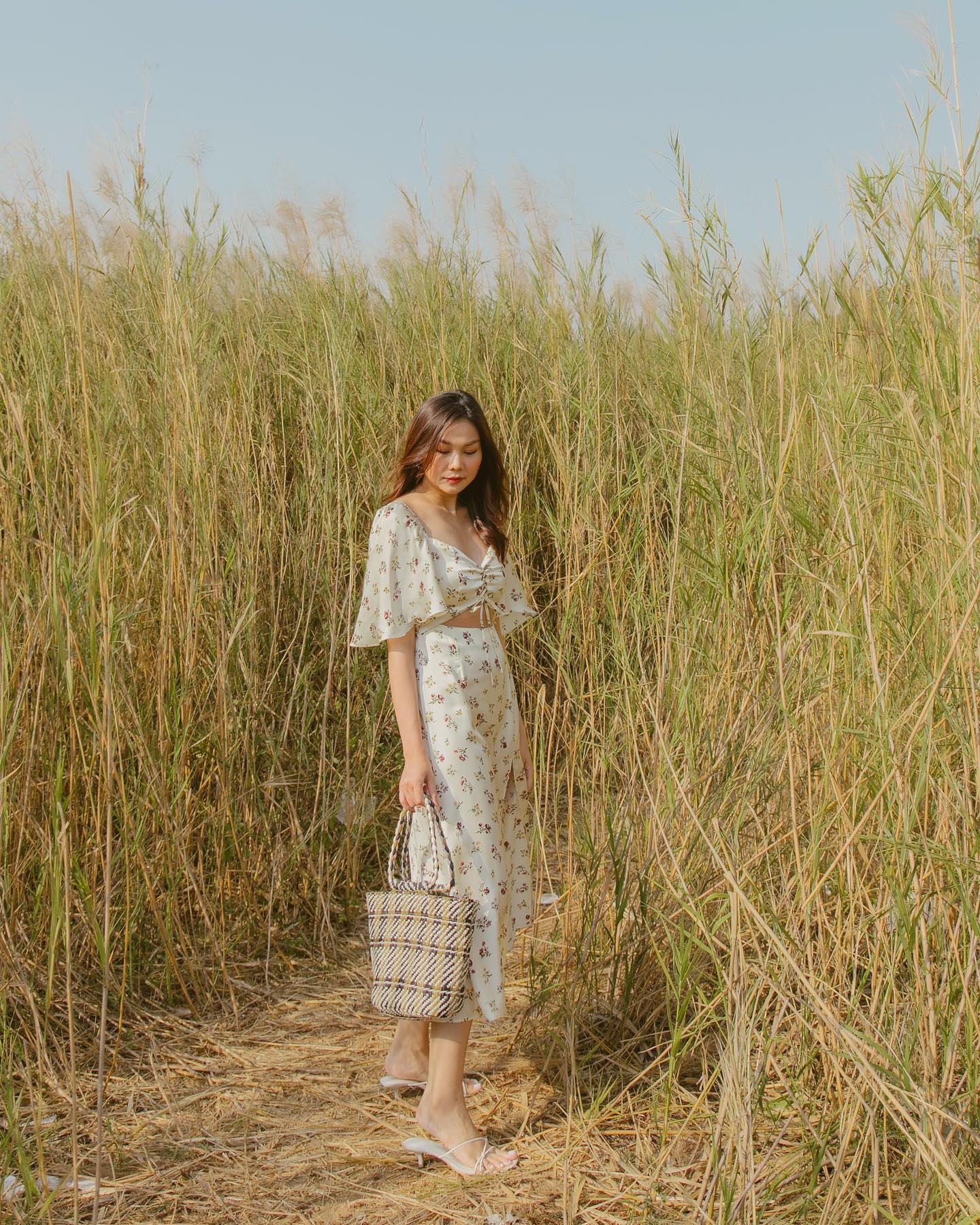 5 Kiểu váy mùa xuân nhẹ nhàng tươi xinh , biến bạn thành cô nàng cuốn hút - Ảnh 2. 5 Kiểu váy mùa xuân nhẹ nhàng tươi xinh , biến bạn thành cô nàng cuốn hút - Ảnh 2.