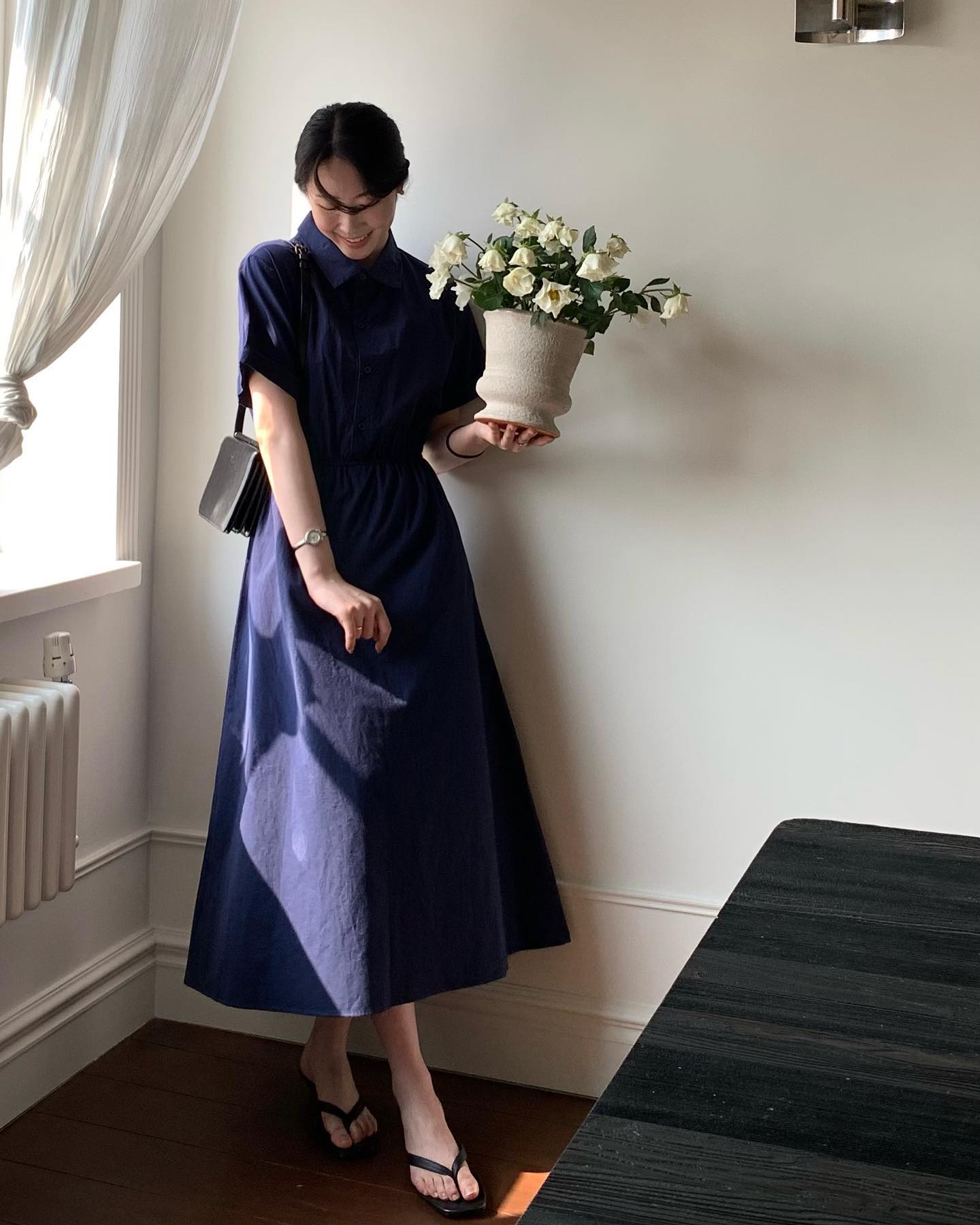 5 Cách mặc đồ công sở giúp chị em hack chiều cao và thon gọn hơn - Ảnh 11. 5 Cách mặc đồ công sở giúp chị em hack chiều cao và thon gọn hơn - Ảnh 11.