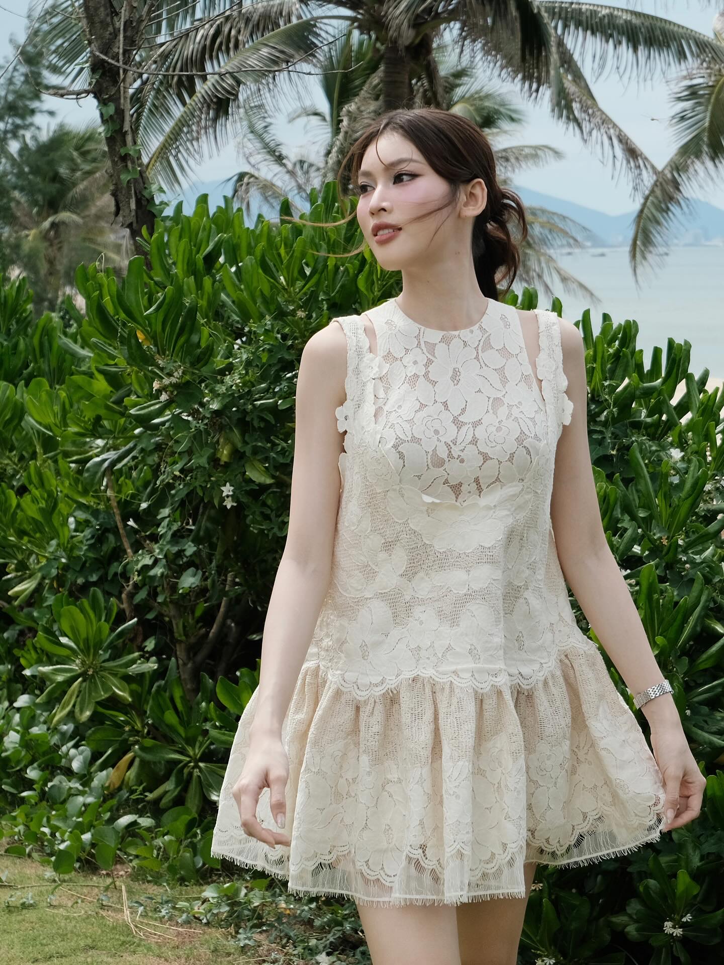 5 Kiểu váy mùa xuân nhẹ nhàng tươi xinh , biến bạn thành cô nàng cuốn hút - Ảnh 7. 5 Kiểu váy mùa xuân nhẹ nhàng tươi xinh , biến bạn thành cô nàng cuốn hút - Ảnh 7.