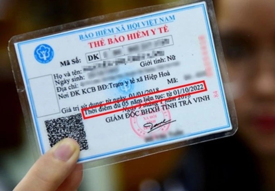 Bảo hiểm x&atilde; hội Việt Nam: Đừng để thẻ BHYT hết hạn v&agrave; mất quyền lợi 5 năm - Ảnh 1.