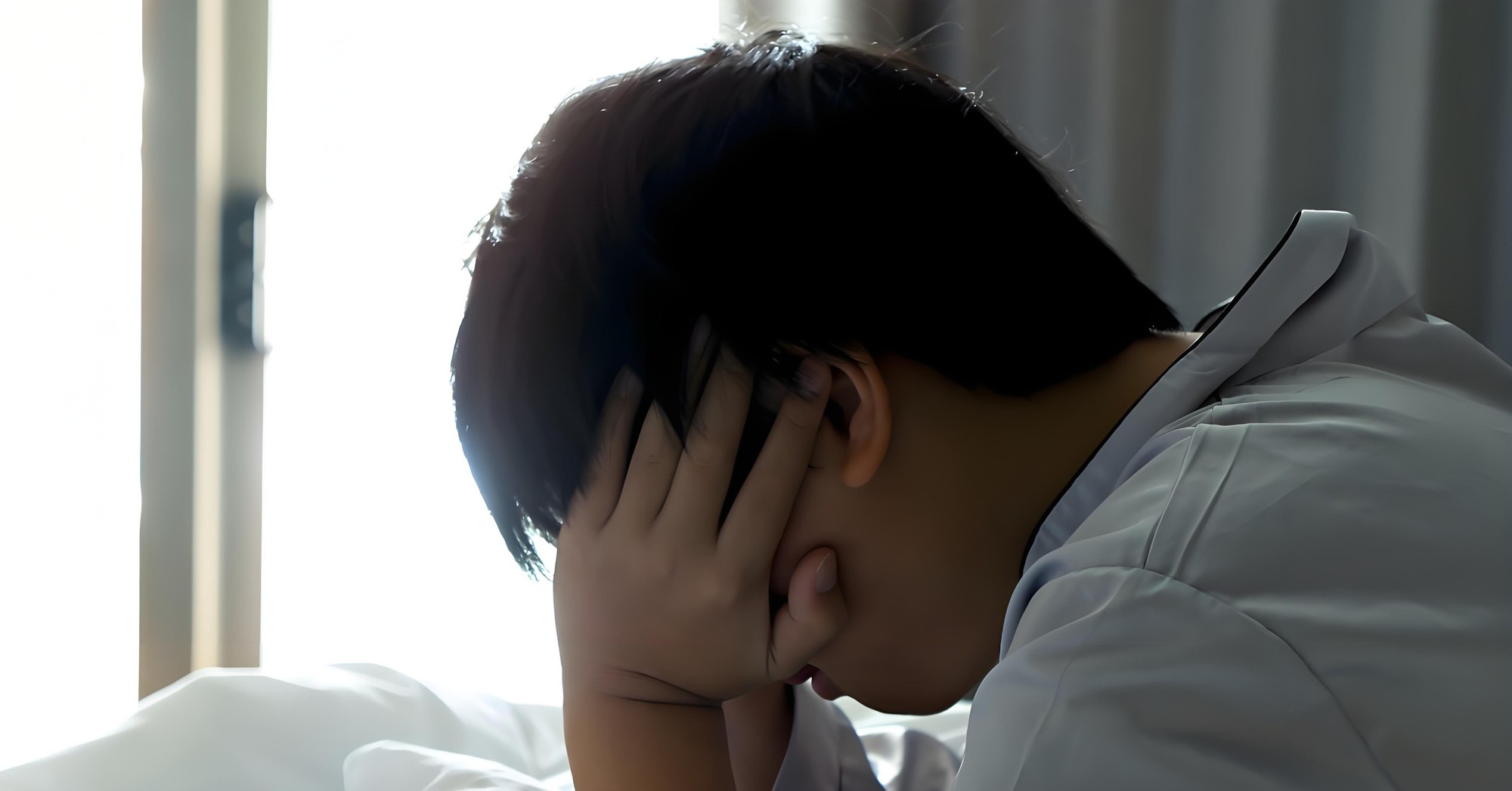 3 c&acirc;u n&oacute;i cửa miệng của cha mẹ khiến trẻ trở n&ecirc;n tự ti v&agrave; nh&uacute;t nh&aacute;t - Ảnh 1.