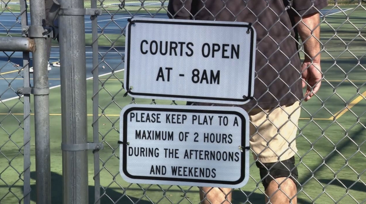 Bất động sản giảm gi&aacute; v&igrave; pickleball: Chủ nh&agrave; lo lắng về tiếng ồn - Ảnh 3.