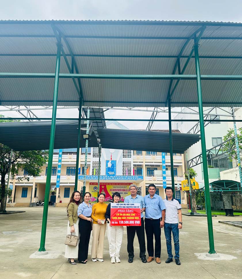 Chủ tịch tỉnh Gia Lai chỉ đạo n&oacute;ng vụ sửa b&agrave;i thi để &ldquo;d&igrave;m&rdquo; điểm học sinh - Ảnh 1.