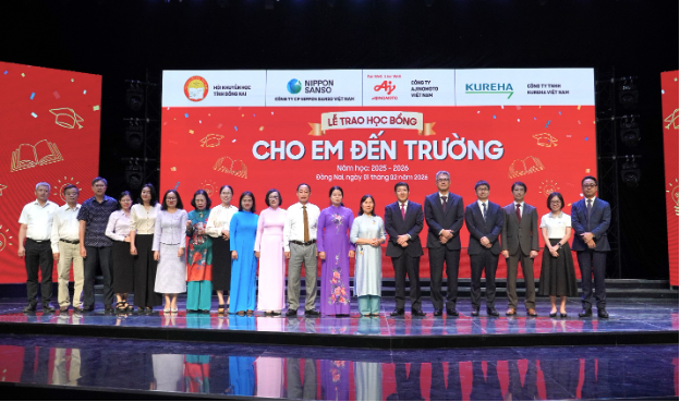 22 năm Ajinomoto Việt Nam trao học bổng cho học sinh ngh&egrave;o hiếu học tại Đồng Nai - Ảnh 5.