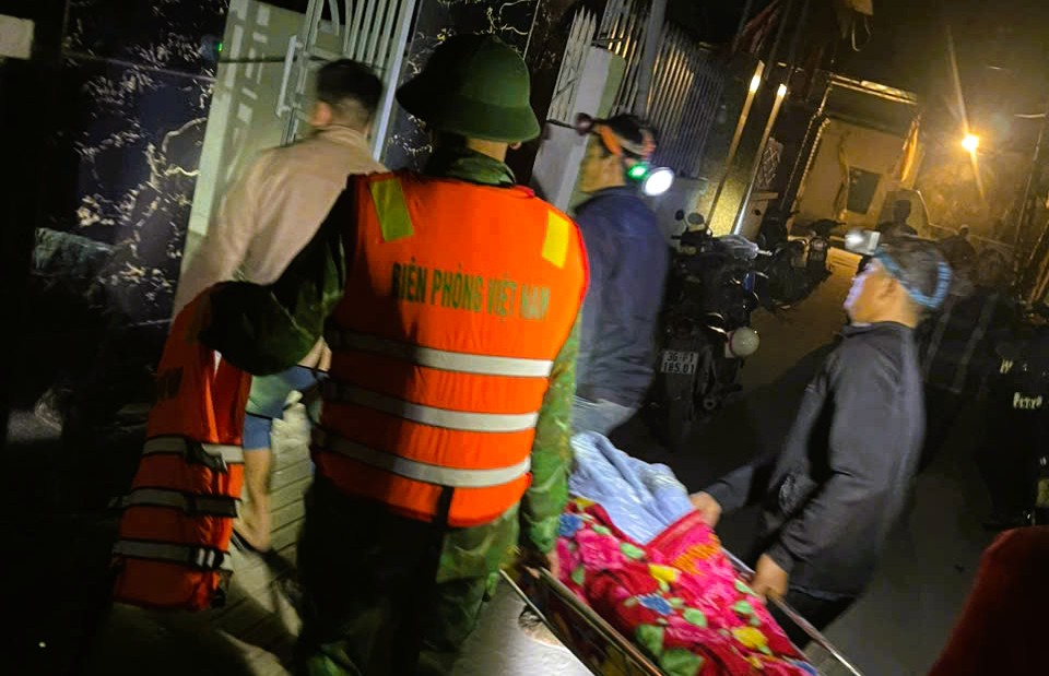 Người đàn ông rơi xuống biển tử vong sau khi đi ăn cưới về - Ảnh 1.