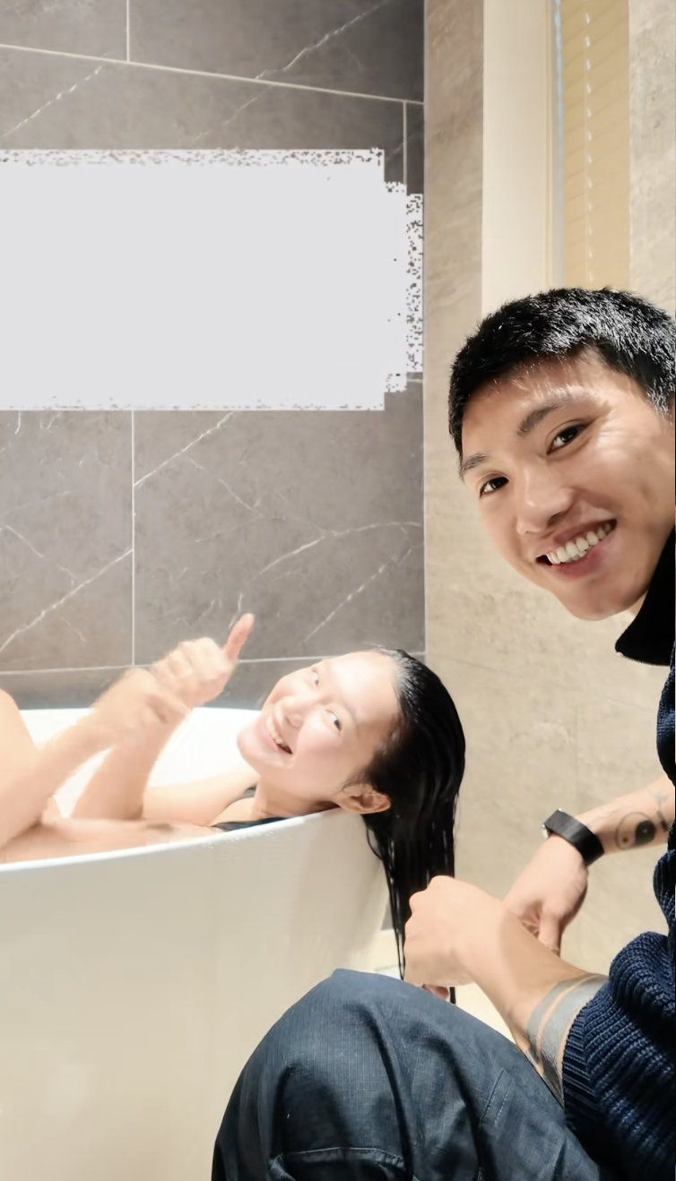 Tiểu thư Do&atilde;n Hải My khoe đi học Thạc sĩ Luật, Văn Hậu nhiệt t&igrave;nh ủng hộ vợ th&agrave;nh 