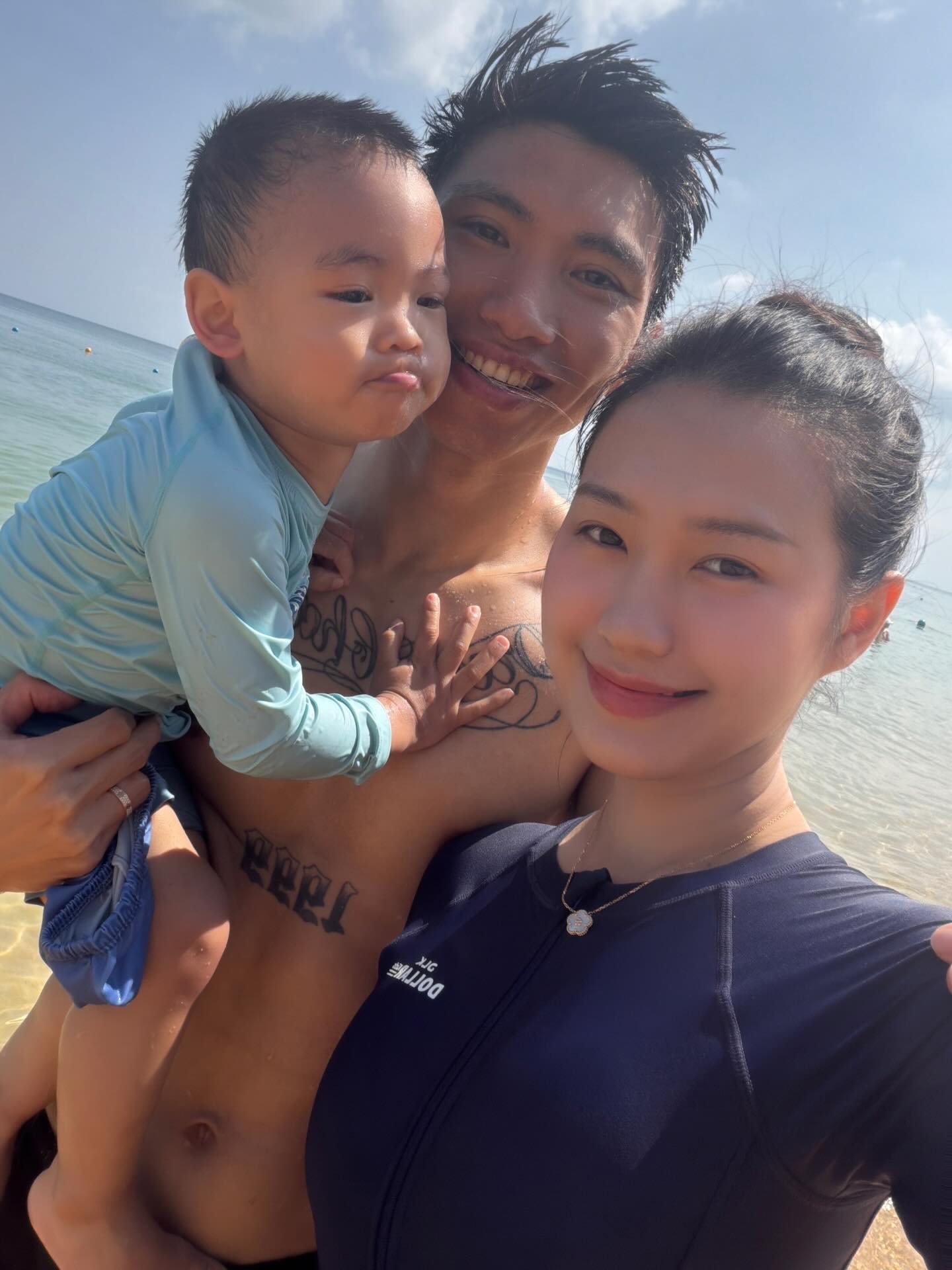 Tiểu thư Do&atilde;n Hải My khoe đi học Thạc sĩ Luật, Văn Hậu nhiệt t&igrave;nh ủng hộ vợ th&agrave;nh 