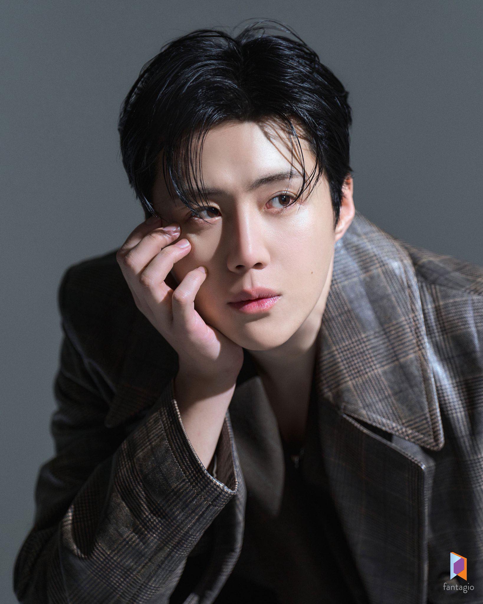 Kim Seon Ho: Mỹ nam ngụp lặn trong scandal r&uacute;ng động, c&aacute;i kết tồi tệ nhất - Ảnh 7.