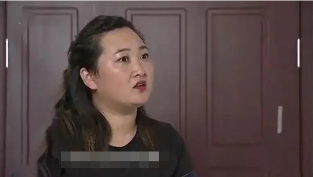 B&eacute; g&aacute;i 13 tuổi ng&agrave;y n&agrave;o cũng cầm đ&uacute;ng 3.800 đồng đi mua rau, chủ tiệm theo d&otilde;i rồi sững sờ trước sự thật- Ảnh 2.