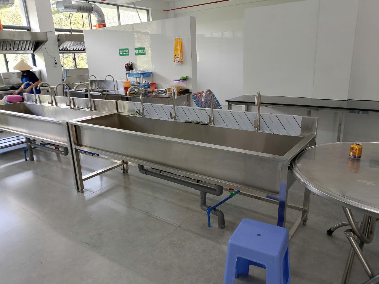 Gia c&ocirc;ng inox theo y&ecirc;u cầu & thiết bị inox bếp c&ocirc;ng nghiệp: Giải ph&aacute;p 