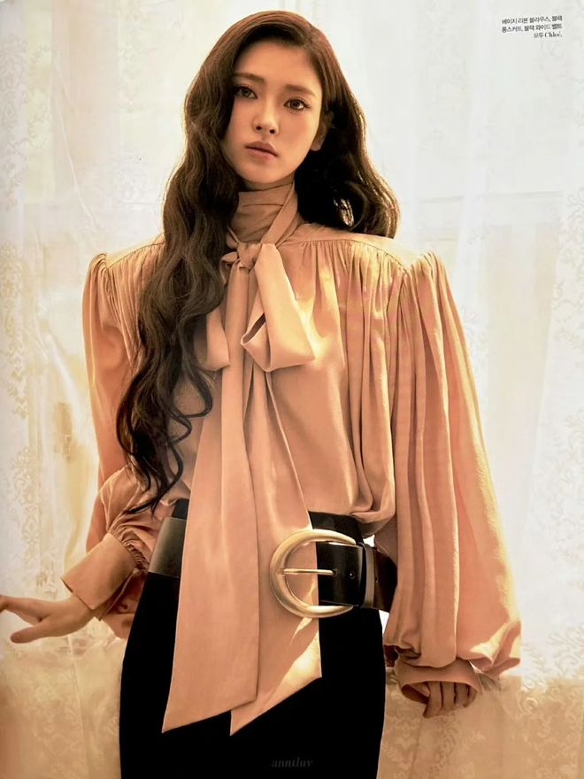 Dự b&aacute;o thời trang m&ugrave;a xu&acirc;n 2026: 4 M&oacute;n đồ kh&ocirc;ng thể thiếu cho phong c&aacute;ch ho&agrave;n hảo - Ảnh 21.