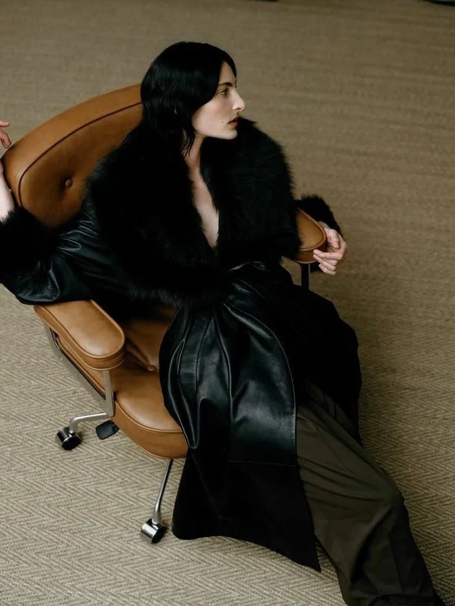 Dự b&aacute;o thời trang m&ugrave;a xu&acirc;n 2026: 4 M&oacute;n đồ kh&ocirc;ng thể thiếu cho phong c&aacute;ch ho&agrave;n hảo - Ảnh 12.