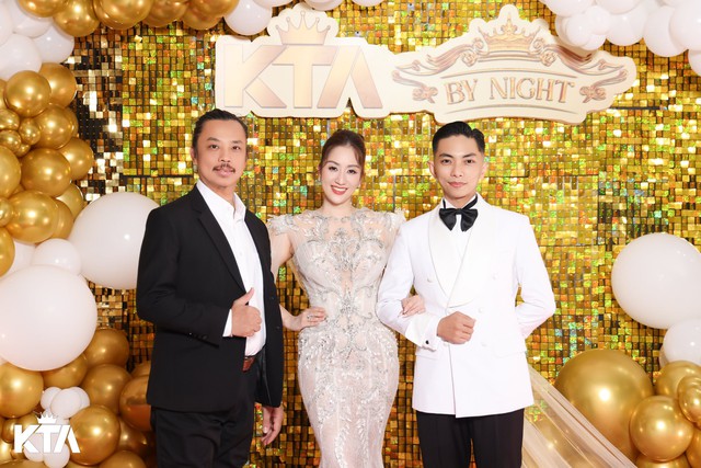 Gia đ&igrave;nh Kh&aacute;nh Thi - Phan Hiển g&acirc;y 