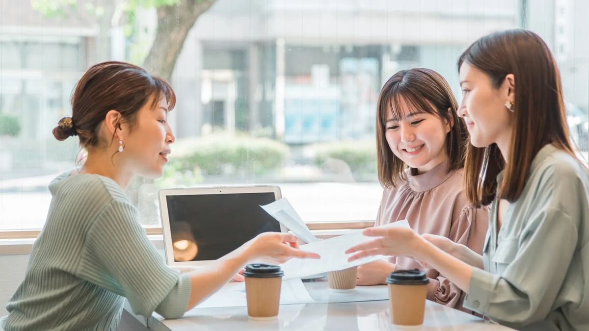 Bạn t&ocirc;i 44 tuổi bị sa thải sau 20 năm l&agrave;m kế to&aacute;n v&agrave; b&agrave;i to&aacute;n t&agrave;i ch&iacute;nh m&agrave; kh&ocirc;ng ai muốn đối mặt - Ảnh 2.