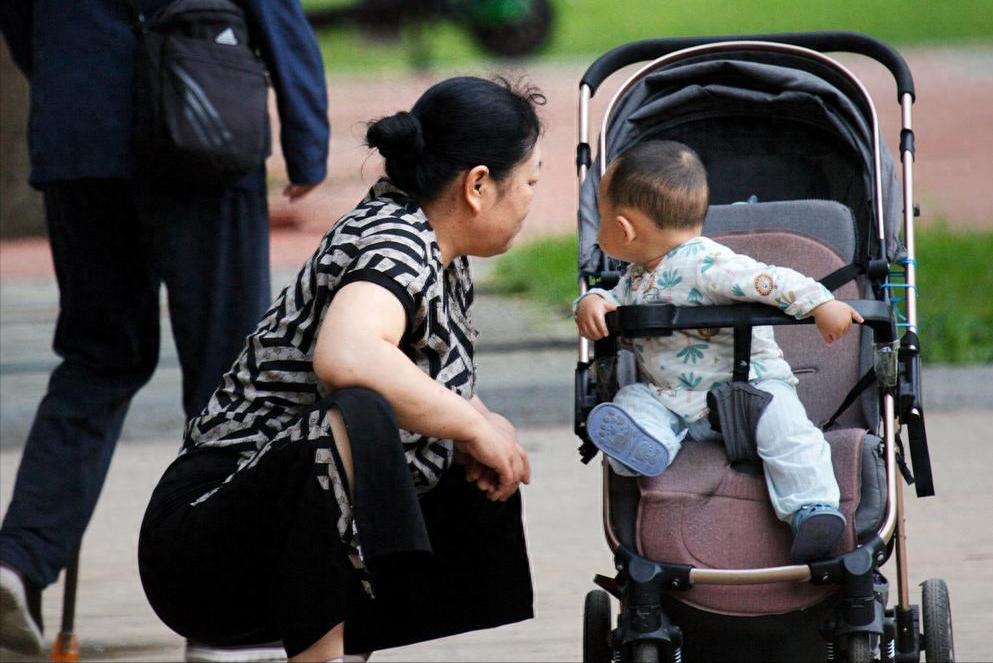 Nghỉ hưu 8 năm, tôi gần như tiêu hết tiền hưu vì 3 việc này: Lời cảnh tỉnh cho phụ nữ dù rảnh rỗi hay dư dả đến đâu - Ảnh 1.