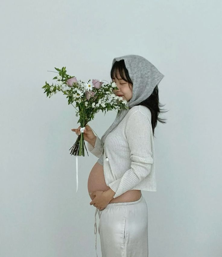 Nếu khi mang thai xuất hiện những dấu hiệu n&agrave;y, chứng tỏ thai nhi đang ph&aacute;t triển rất tốt - Ảnh 3.