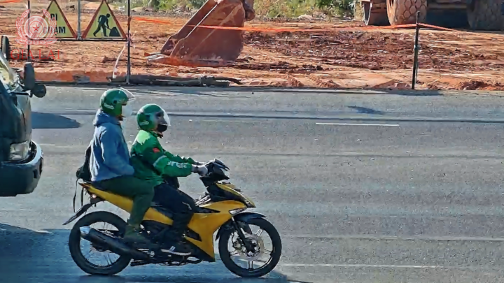 Bắt giữ 2 kẻ cướp ng&acirc;n h&agrave;ng ở Gia Lai , thu giữ 4 khẩu s&uacute;ng v&agrave; nhiều tang vật - Ảnh 2.