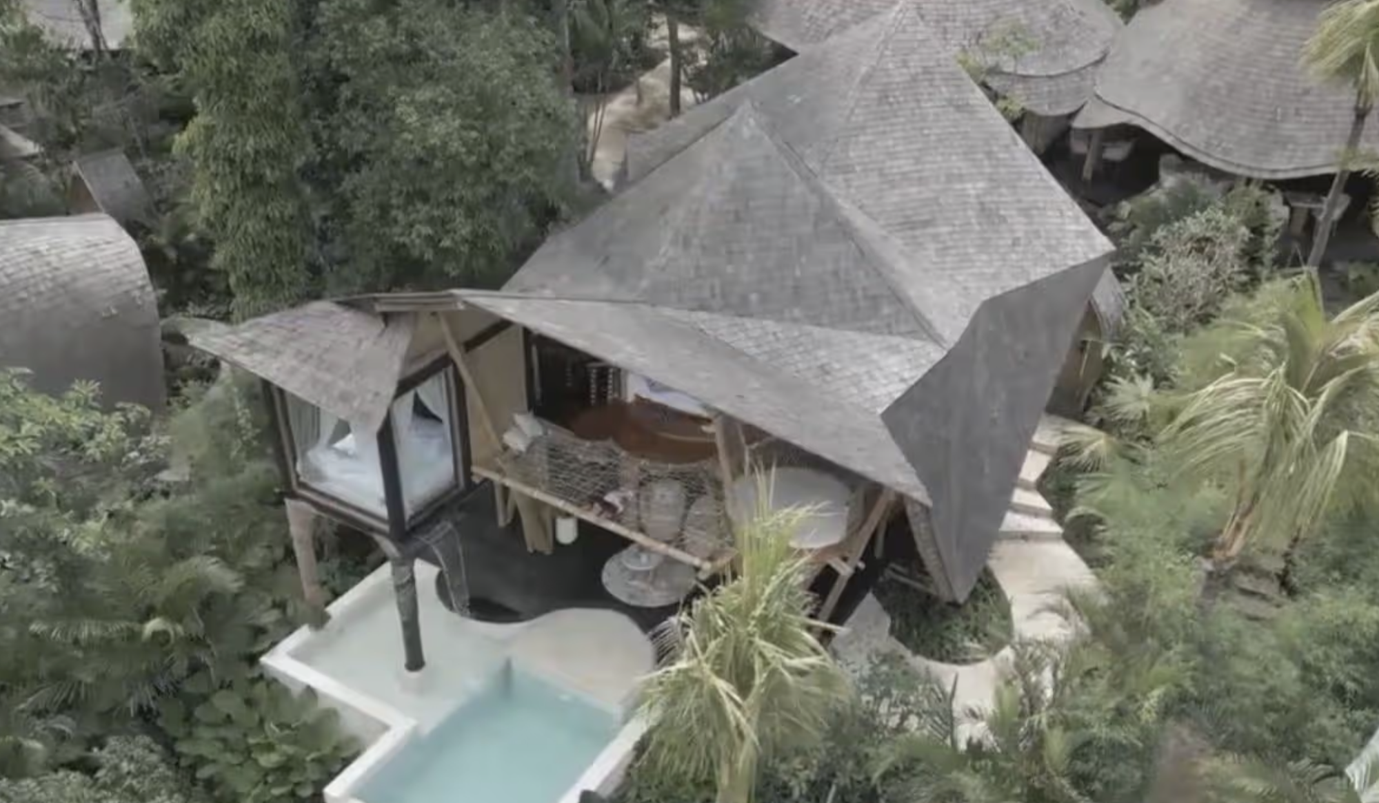 Kỷ niệm 38 năm ng&agrave;y cưới biến th&agrave;nh &aacute;c mộng tại khu nghỉ dưỡng nổi tiếng Jamaica - Ảnh 1.