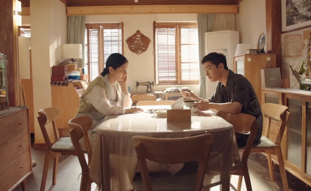 Đ&acirc;y l&agrave; gia đ&igrave;nh gi&agrave;u sang bậc nhất! - Ảnh 1.