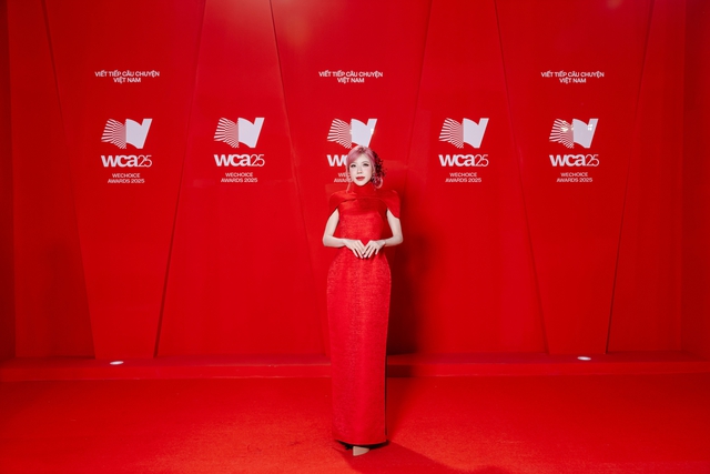 To&agrave;n cảnh si&ecirc;u thảm đỏ WeChoice Awards: Anh T&uacute; - Diệu Nhi t&igrave;nh tứ, Trường Giang, Ho&agrave; Minzy d&agrave;n sao cực khủng quy tụ!- Ảnh 16.