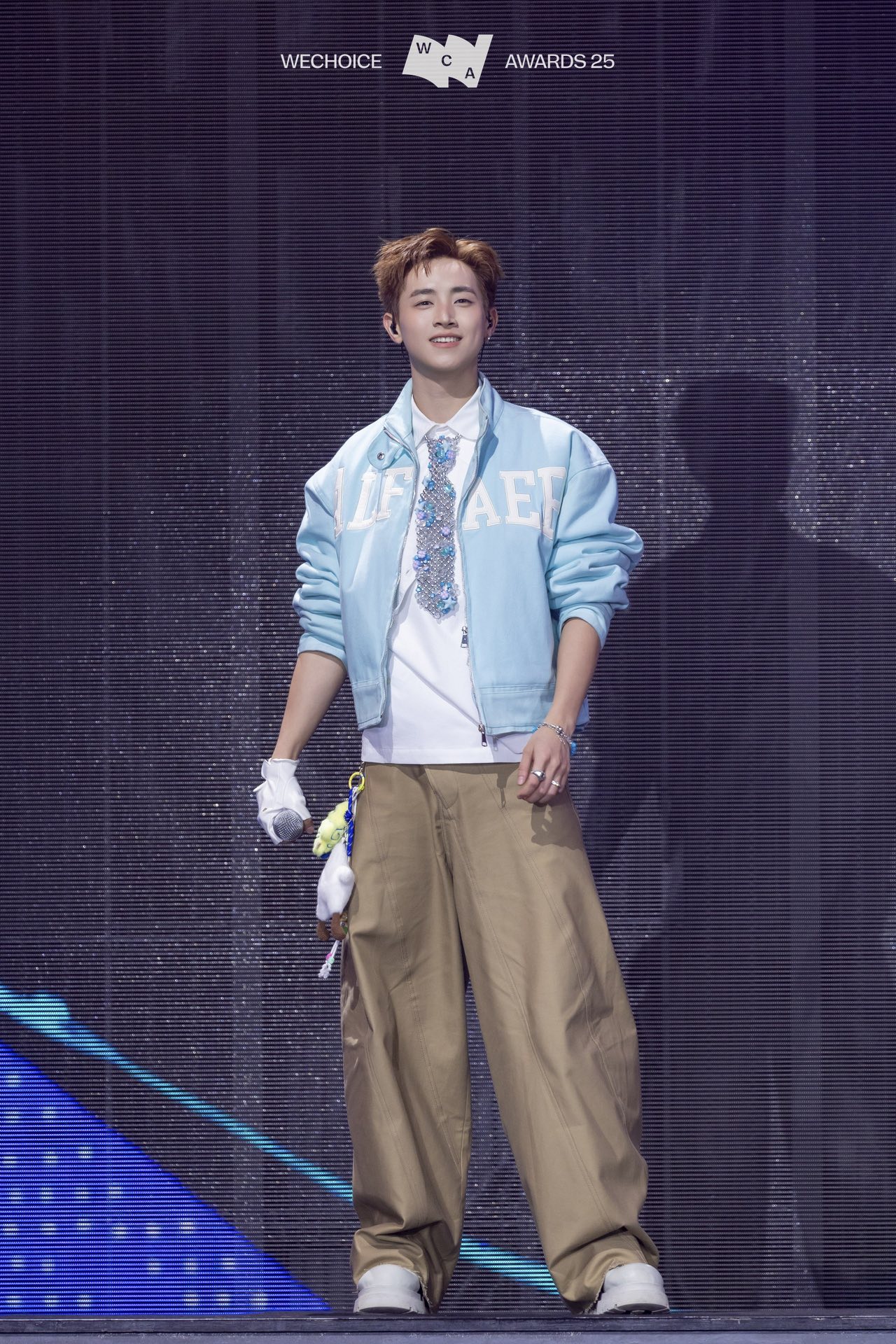 CONGB từ thực tập sinh đến Rising Artist: H&agrave;nh tr&igrave;nh b&ugrave;ng nổ tại WeChoice Awards 2025 - Ảnh 4.