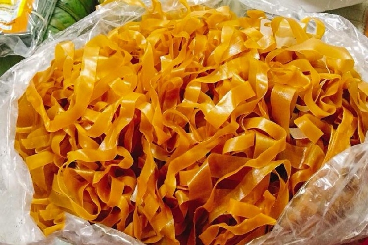 Kh&aacute;ch H&agrave;n thốt l&ecirc;n sau khi thưởng thức m&oacute;n đặc sản Hải Ph&ograve;ng: 