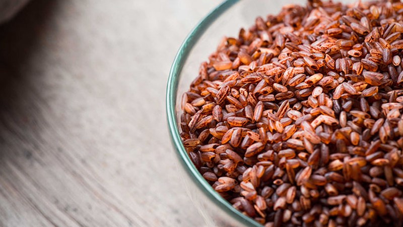 Hương Giang đẹp nuột, eo thắt bé xíu 