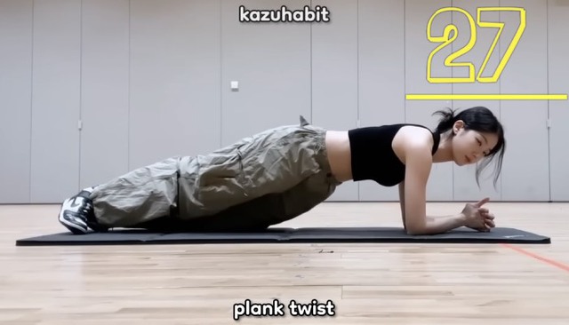 B&agrave;i tập 7 ph&uacute;t l&agrave;m n&ecirc;n cơ bụng đỉnh ch&oacute;p của 