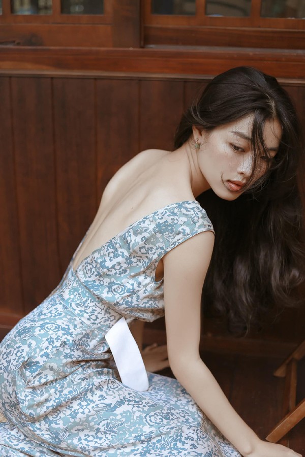 Lan Thy cầu h&ocirc;n tại đ&aacute;m cưới bất ngờ c&ugrave;ng nhạc trưởng Dustin Ti&ecirc;u - Ảnh 5.