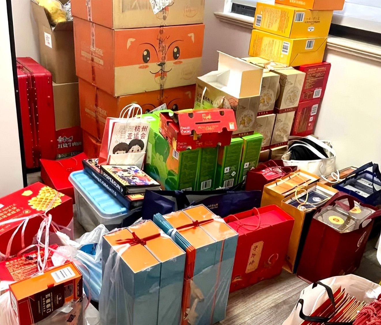 C&agrave;ng gần Tết, c&agrave;ng n&ecirc;n tỉnh t&aacute;o: 5 khoản tiền n&agrave;y thật sự kh&ocirc;ng cần ti&ecirc;u - d&ugrave; ai cũng đang l&agrave;m vậy - Ảnh 1.