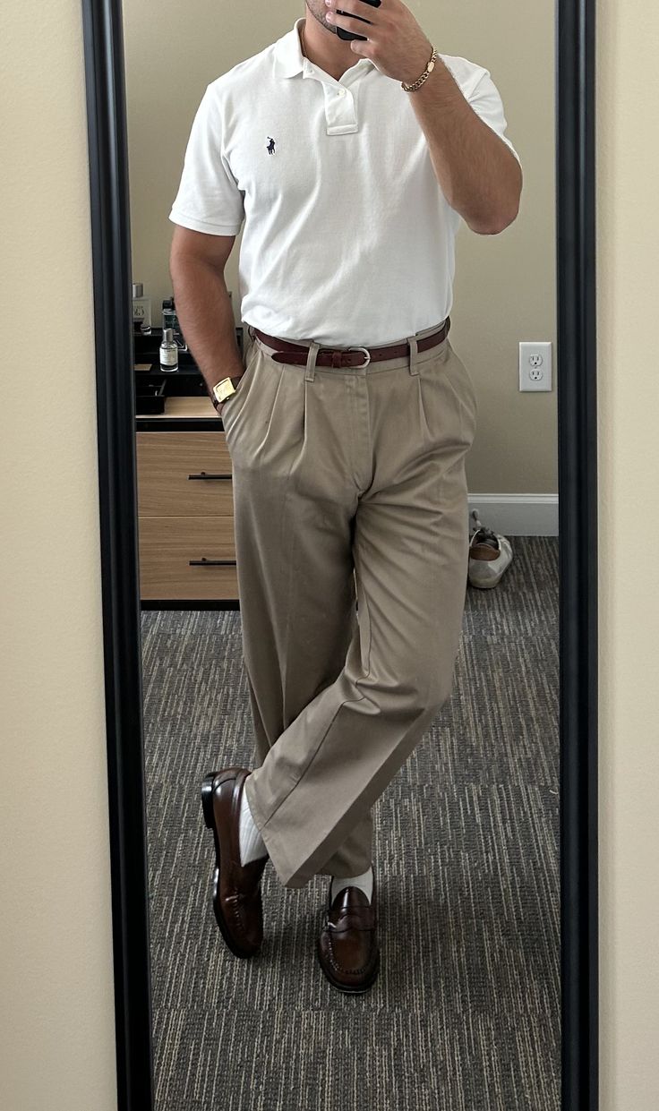 Chồng t&ocirc;i sắp 40 tuổi, v&agrave; x&eacute;t một c&aacute;ch nghi&ecirc;m t&uacute;c th&igrave; c&oacute; nhiều quần &aacute;o anh ấy n&ecirc;n vứt ngay lập tức- Ảnh 3.