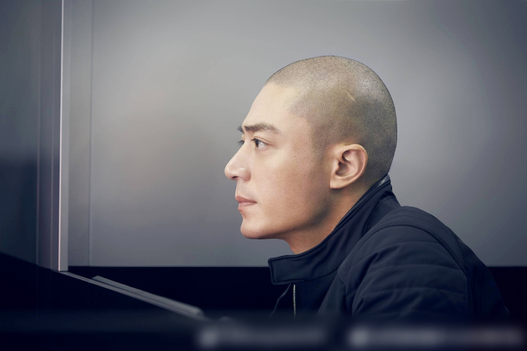 Hoắc Kiến Hoa cạo trọc đầu và những bí mật phía sau ấn tượng từ hậu trường - Ảnh 3. Hoắc Kiến Hoa cạo trọc đầu và những bí mật phía sau ấn tượng từ hậu trường - Ảnh 3.